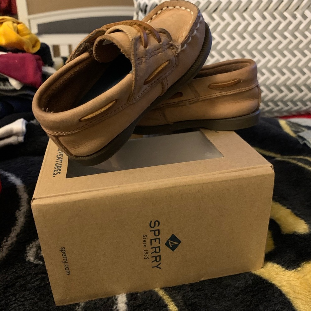 Toddler sperry